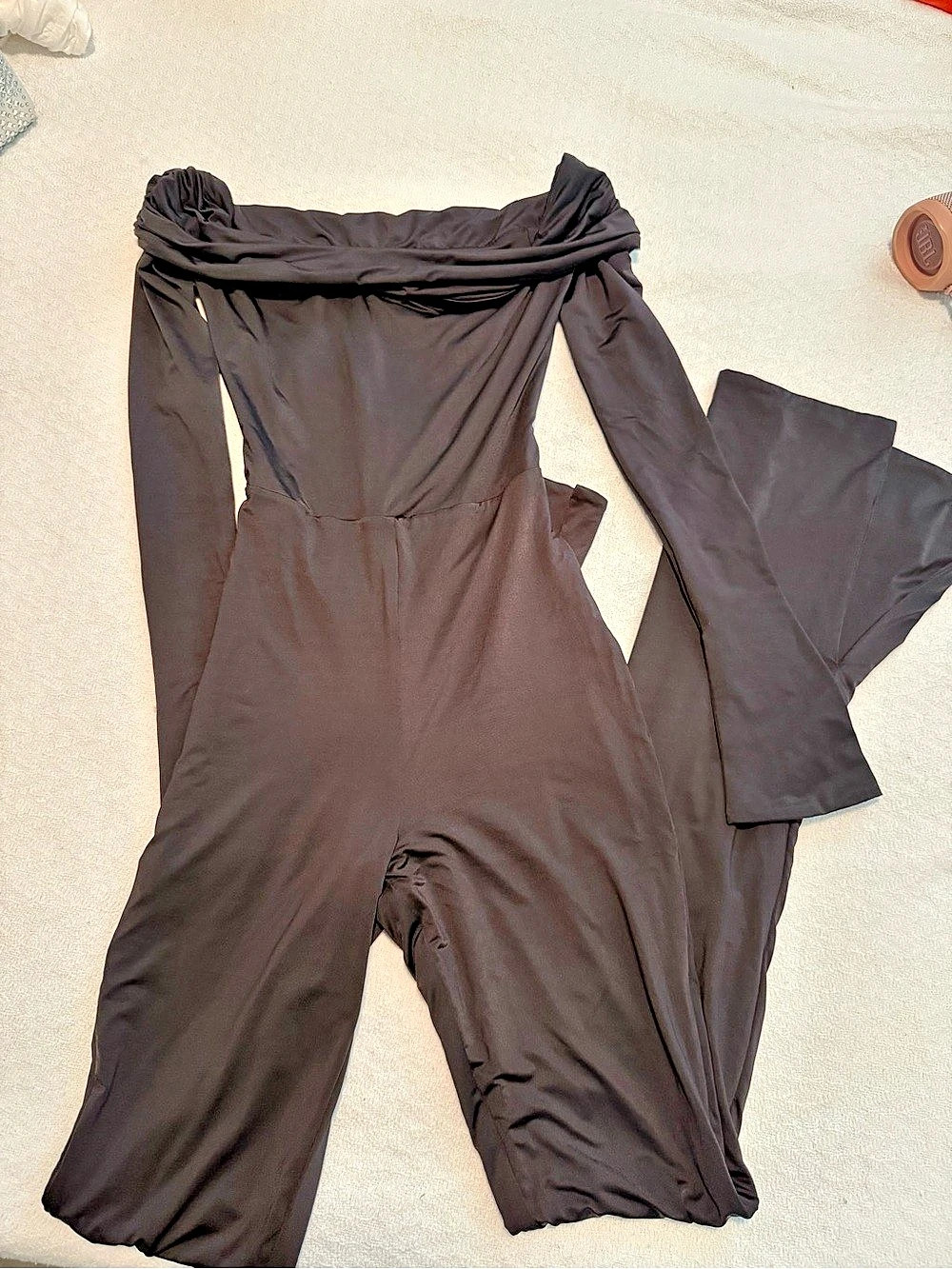 Oh Polly Black Off-Shoulder Jumpsuit - Picture 2 of 4